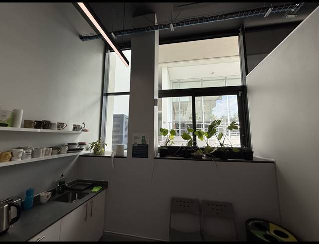 290M² OFFICE TO LET IN CLAREMONT